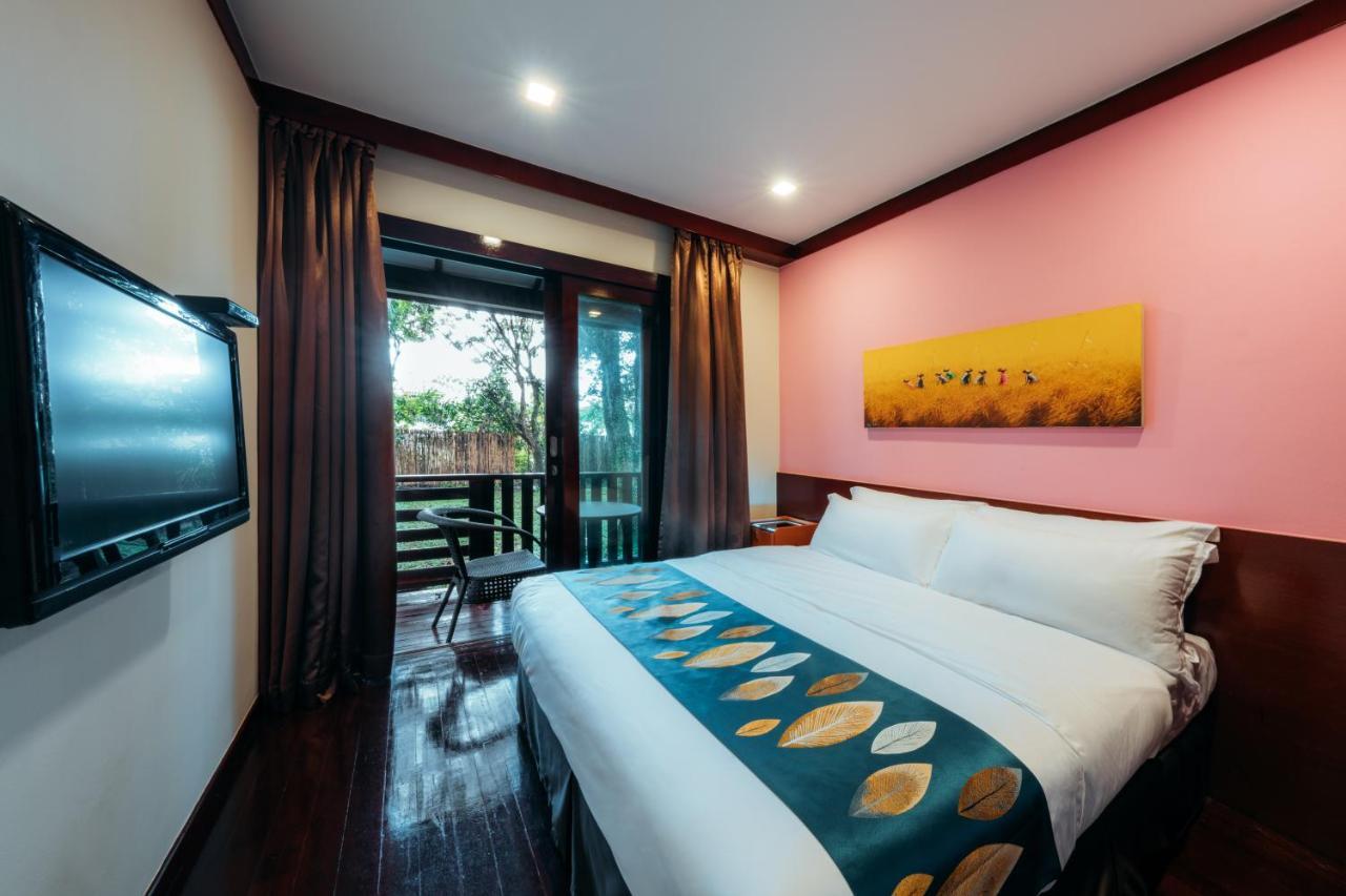 Kranji Sanctuary Resort สิงคโปร์ ภายนอก รูปภาพ